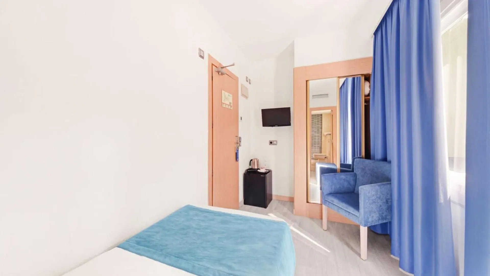 ****  Hotel Agua Beach 