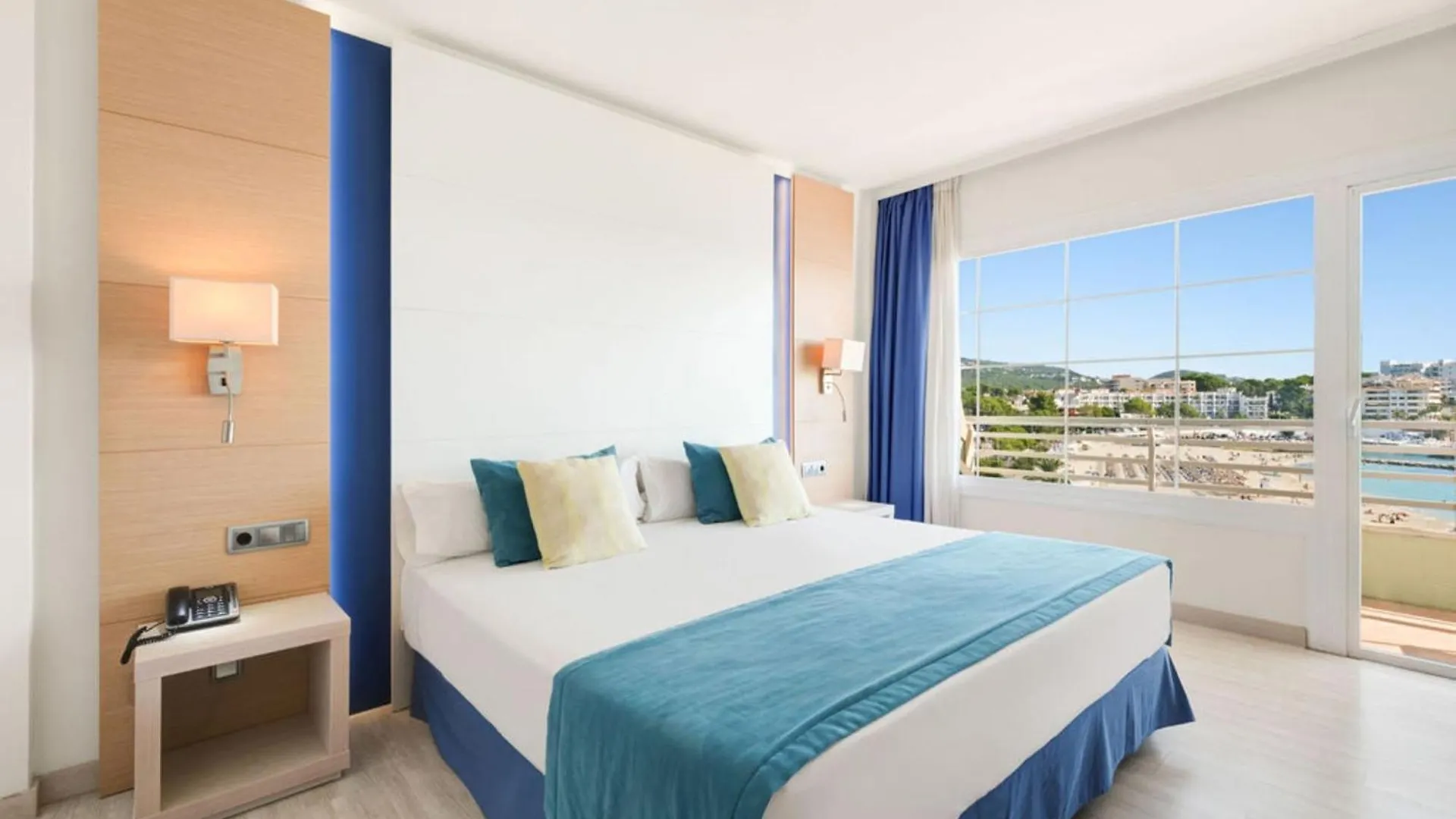 Hotel Agua Beach 
