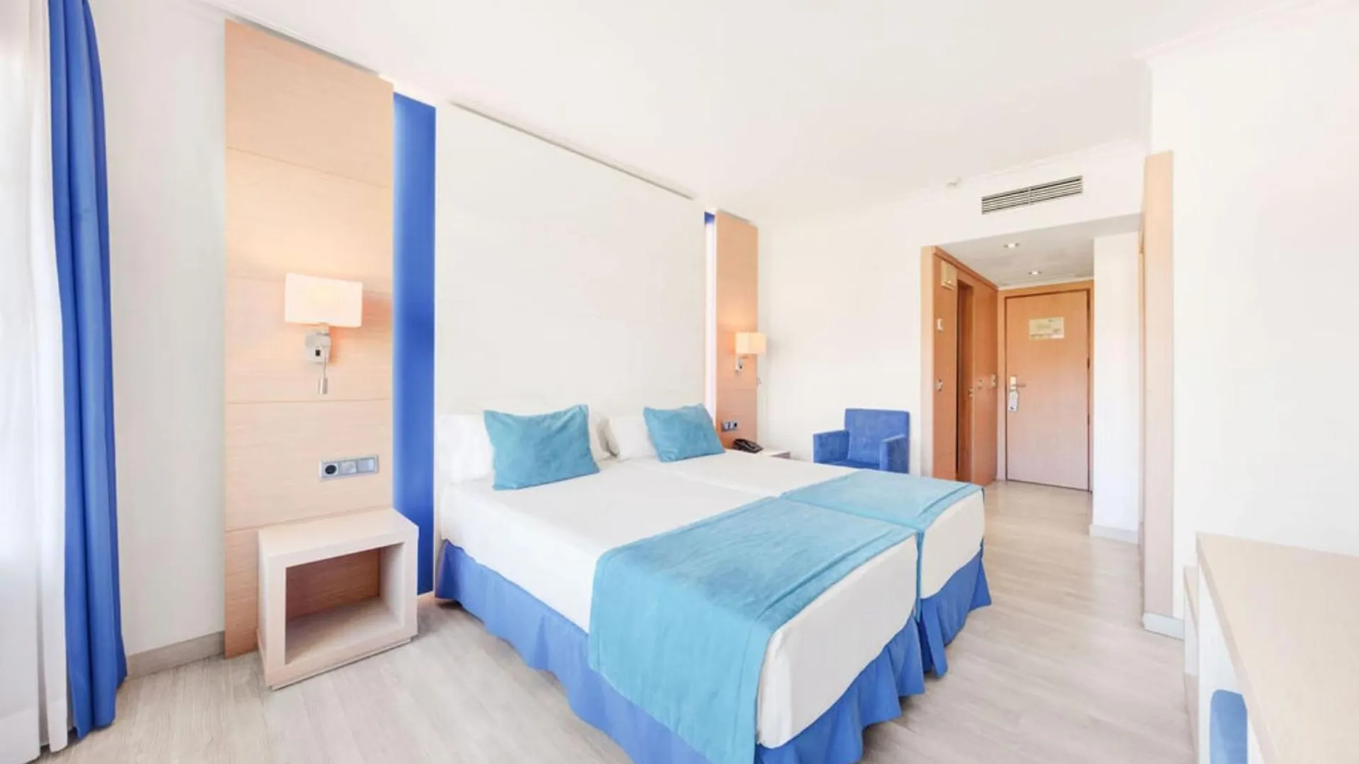 Hotel Agua Beach 