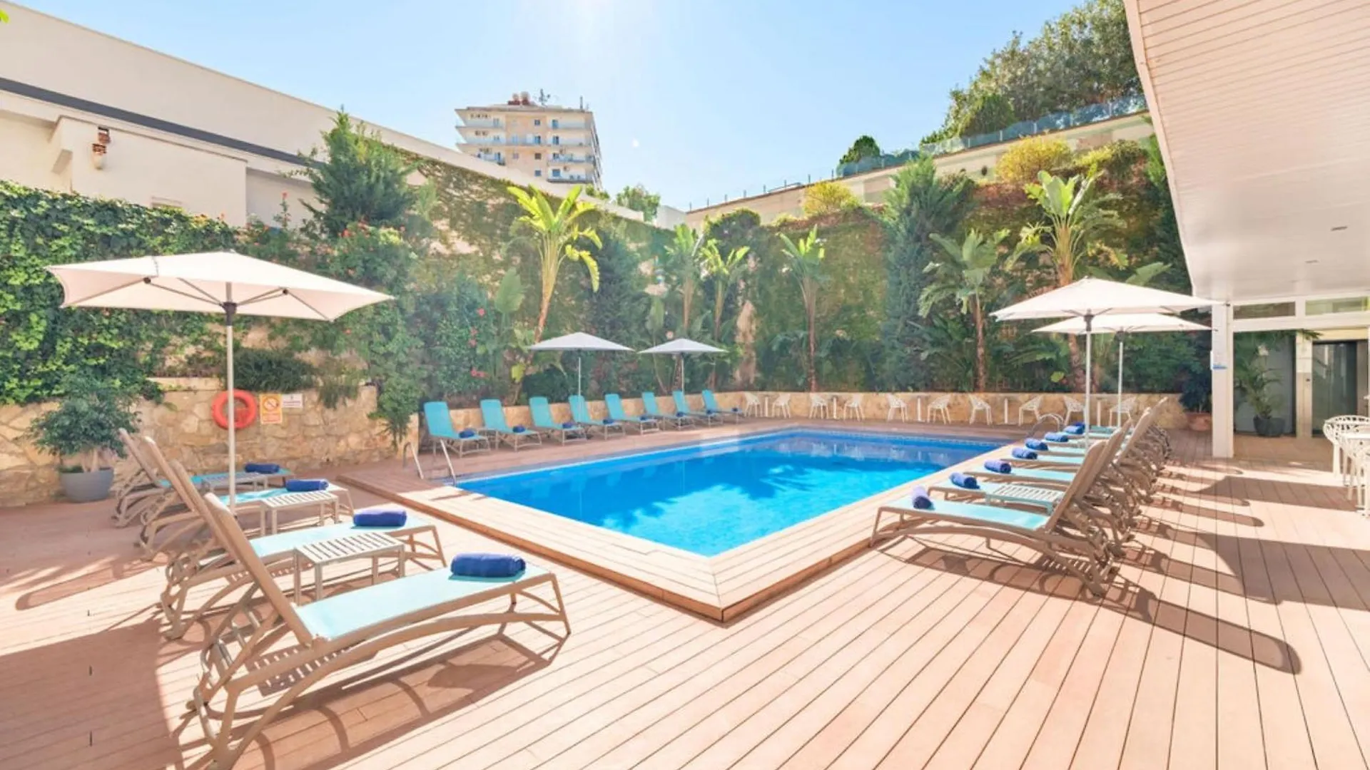 Hotel Agua Beach 