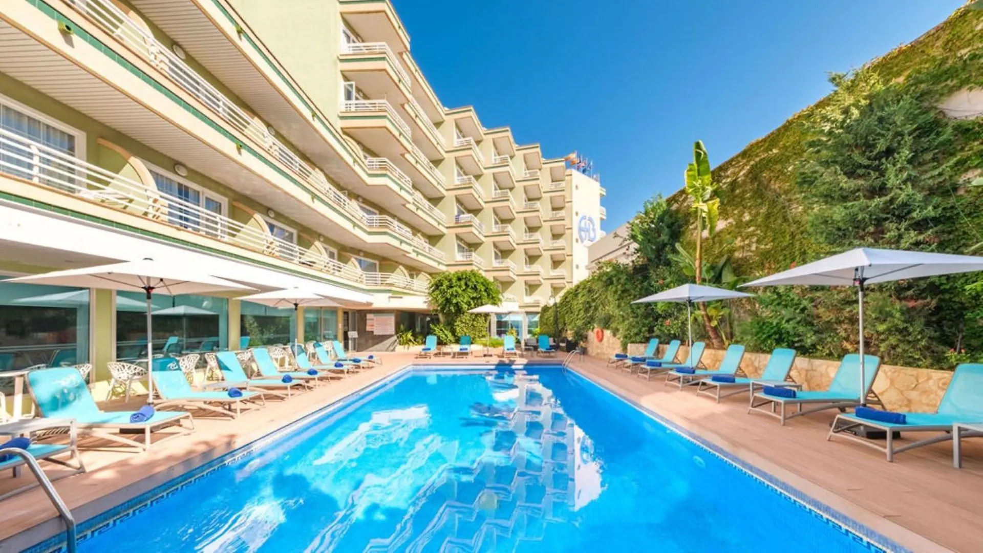 Hotel Agua Beach 
