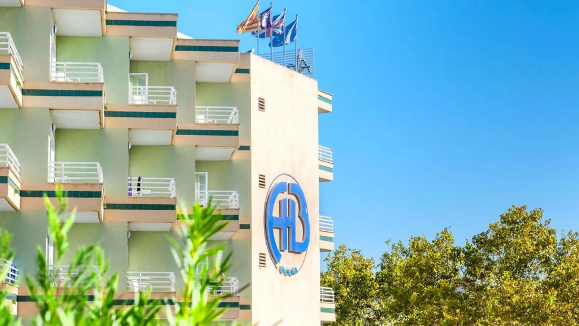 ****  Hotel Agua Beach 